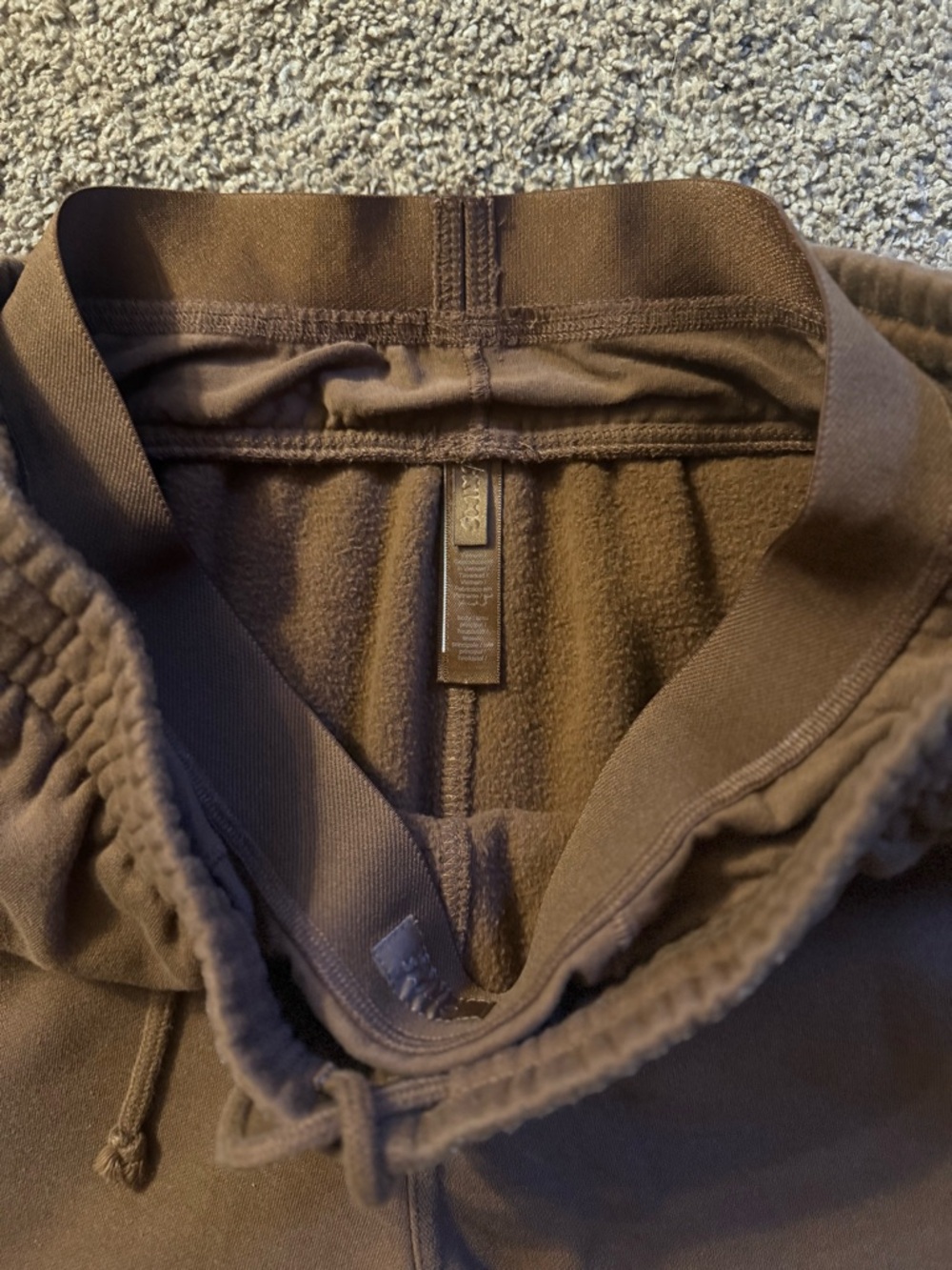 SKIMS Oversized Double Waisteband Pant - Picture 6 of 6